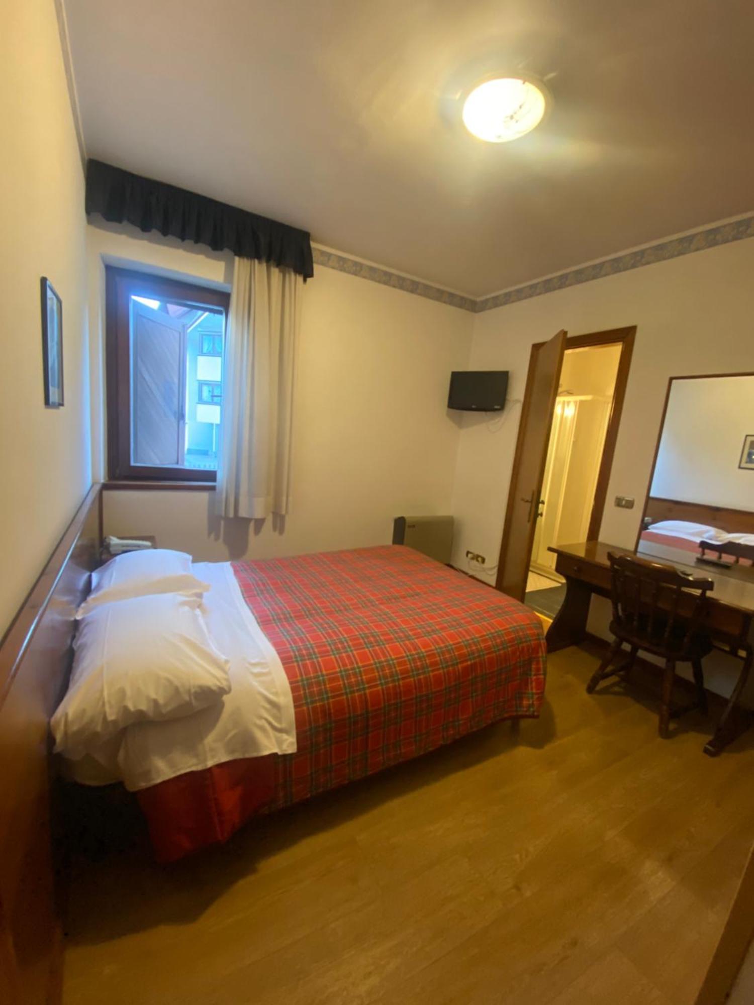 Hotel International Tarvisio Bagian luar foto