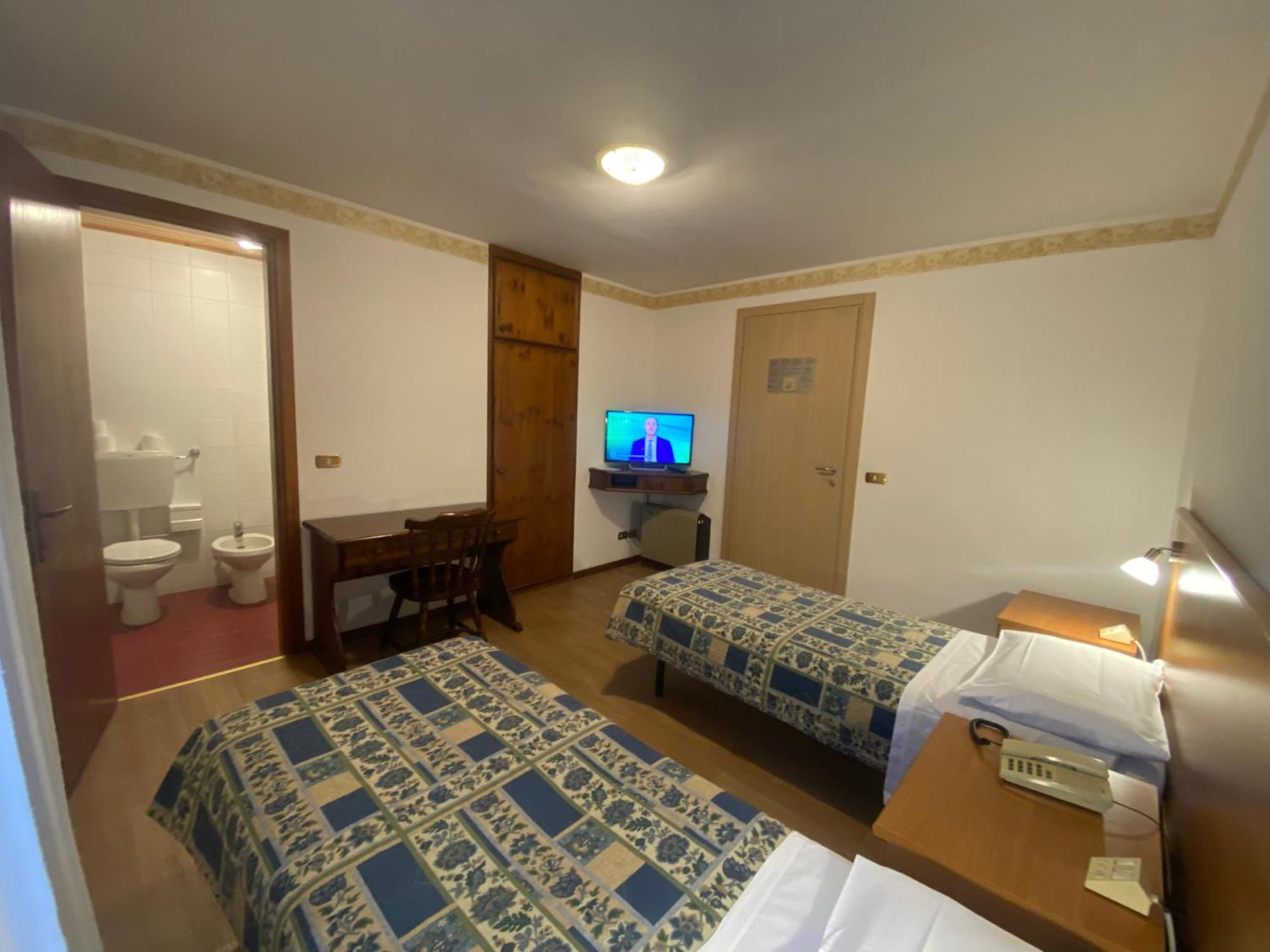 Hotel International Tarvisio Ruang foto