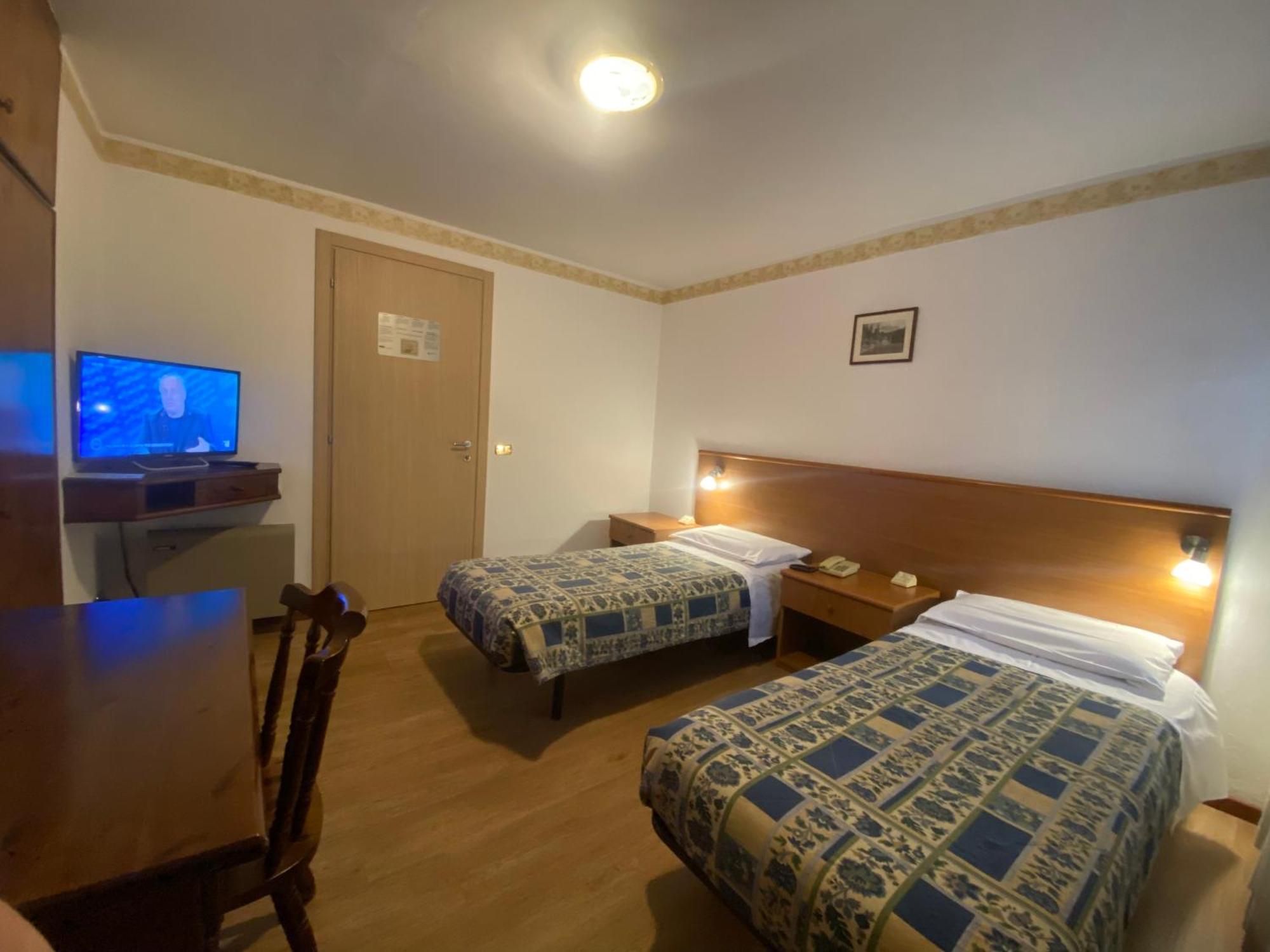 Hotel International Tarvisio Ruang foto